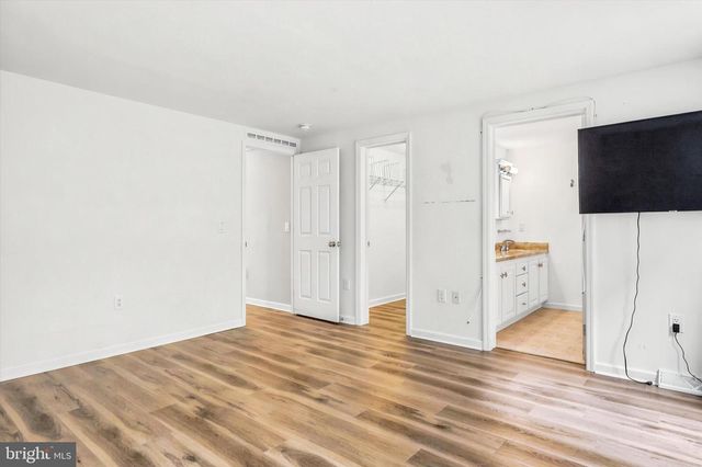 168 DORIAN DR, Williamstown, NJ 08094