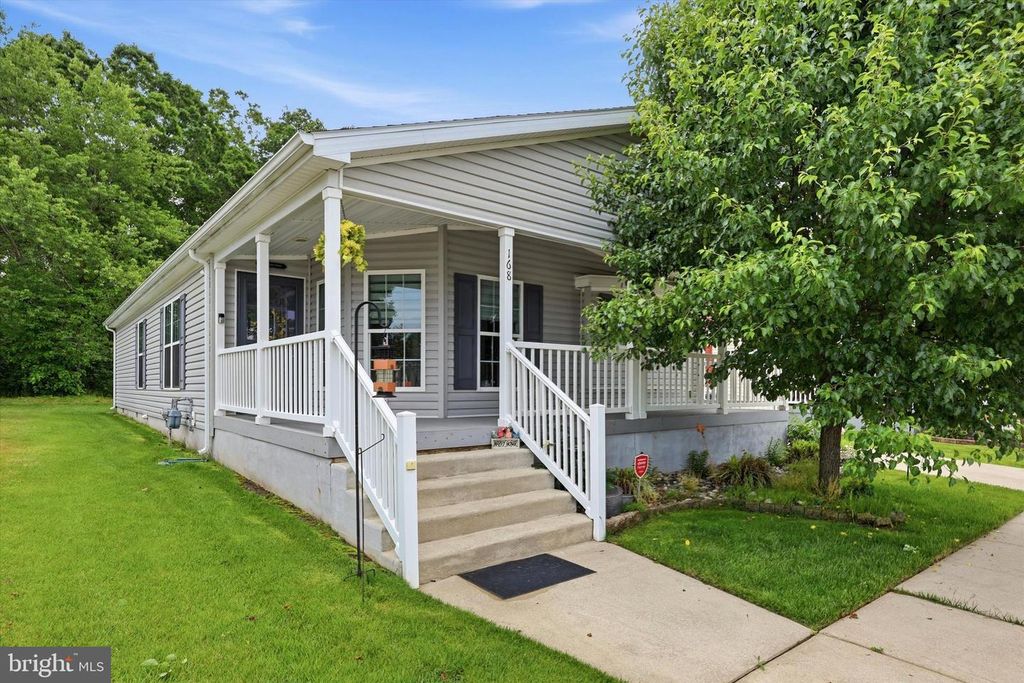 168 DORIAN DR, Williamstown, NJ 08094