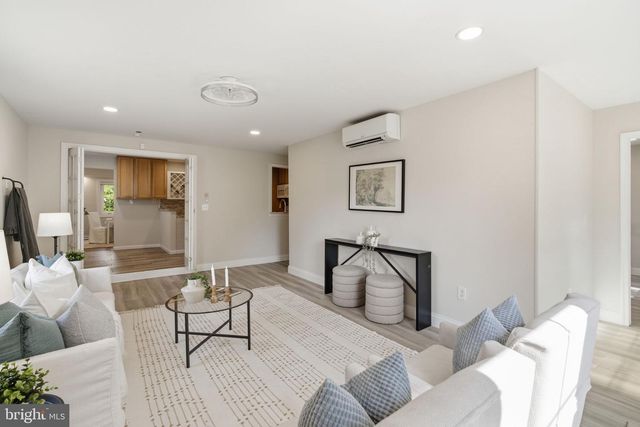 809 GLENVIEW AVE, Glen Burnie, MD 21061