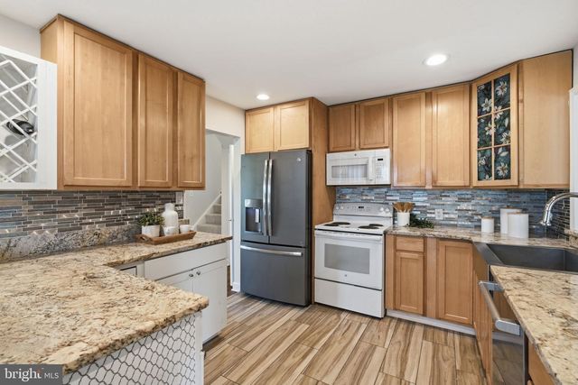 809 GLENVIEW AVE, Glen Burnie, MD 21061