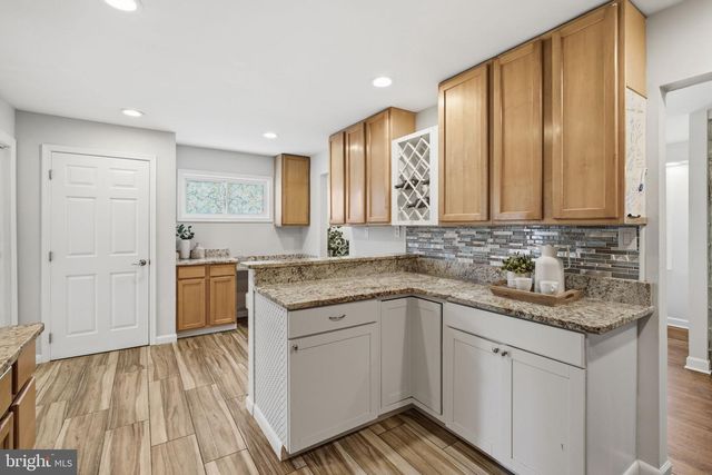 809 GLENVIEW AVE, Glen Burnie, MD 21061