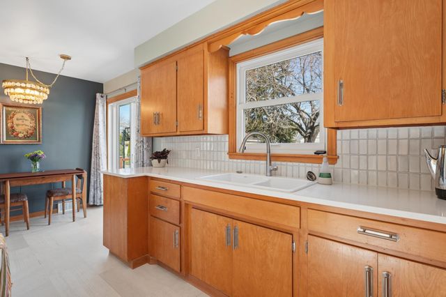 783 California Avenue W, Saint Paul, MN 55117