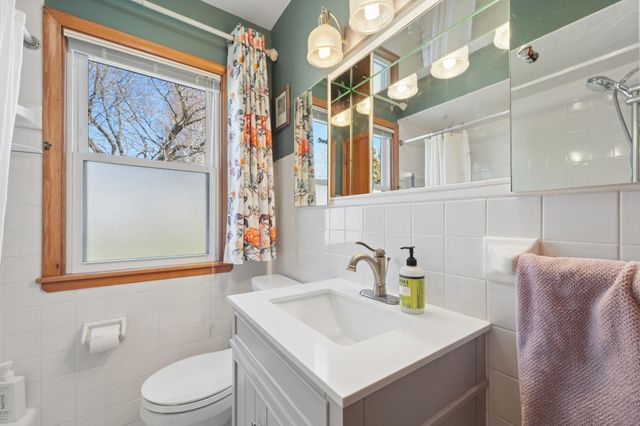 783 California Avenue W, Saint Paul, MN 55117