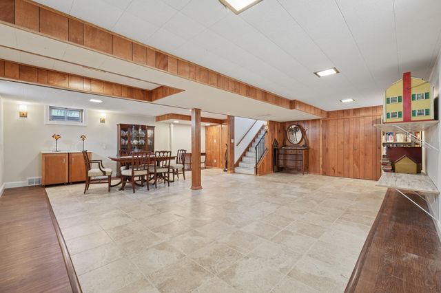 783 California Avenue W, Saint Paul, MN 55117