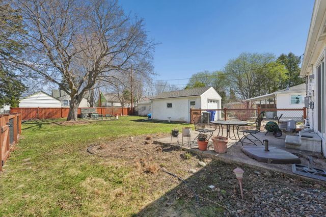 783 California Avenue W, Saint Paul, MN 55117