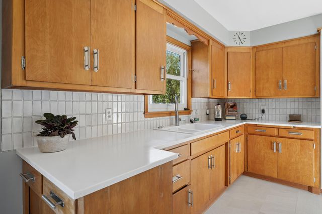 783 California Avenue W, Saint Paul, MN 55117