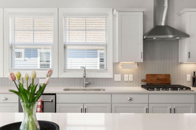 109 Granton Edge Lane, Summerville, SC 29486