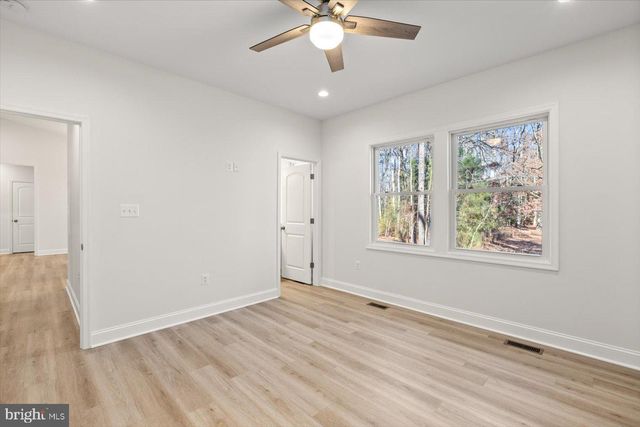 27 COLONY WAY, Montross, VA 22520