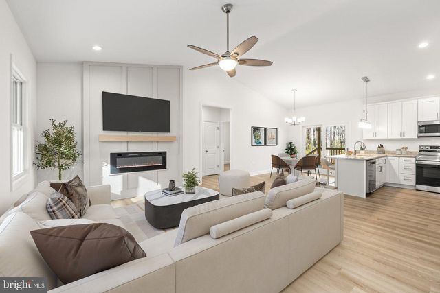 27 COLONY WAY, Montross, VA 22520