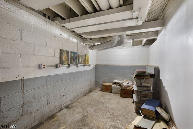 31 Grove Rd, Union Twp., NJ 07083