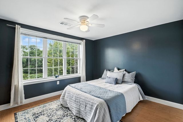 103 Elliott St 9, Beverly, MA 01915