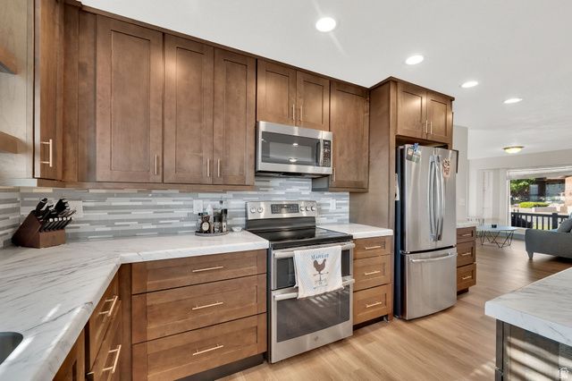 324 S RIDGECREST DR., Orem, UT 84058