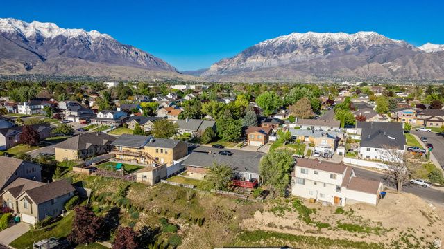 324 S RIDGECREST DR., Orem, UT 84058