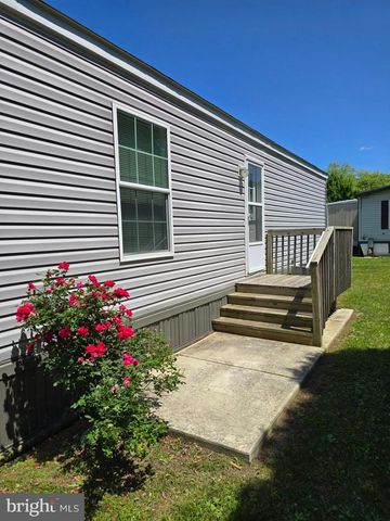 230 EISENHOWER AVE, Williamstown, NJ 08094