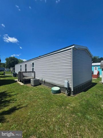 230 EISENHOWER AVE, Williamstown, NJ 08094