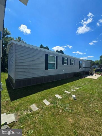 230 EISENHOWER AVE, Williamstown, NJ 08094