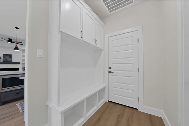 905 N Trinity Street, Decatur, TX 76234
