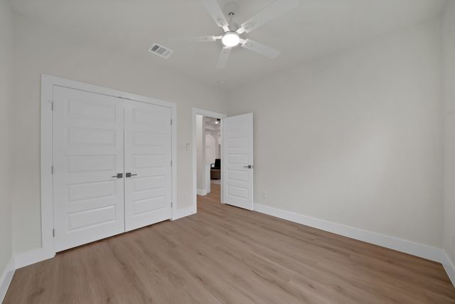 905 N Trinity Street, Decatur, TX 76234