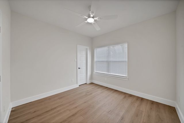 905 N Trinity Street, Decatur, TX 76234