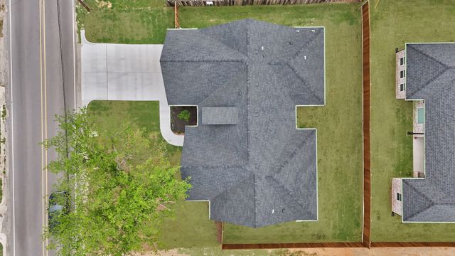 905 N Trinity Street, Decatur, TX 76234