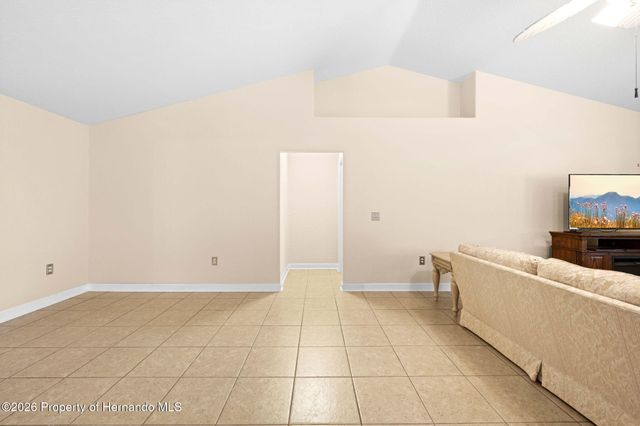 8053 Timberlake Avenue, Spring Hill, FL 34606