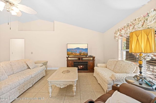 8053 Timberlake Avenue, Spring Hill, FL 34606