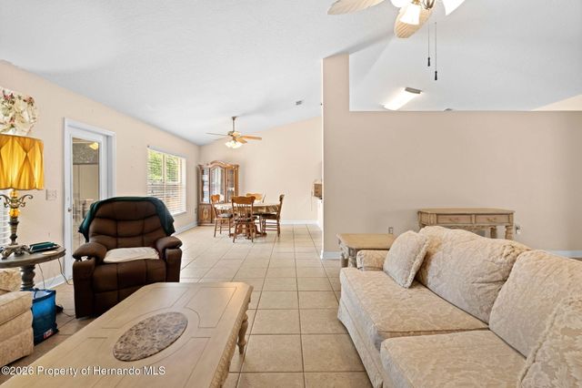 8053 Timberlake Avenue, Spring Hill, FL 34606