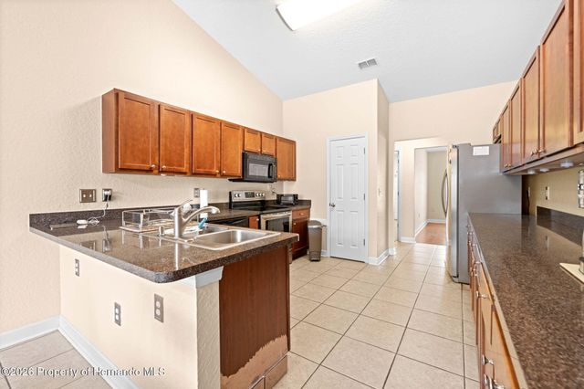 8053 Timberlake Avenue, Spring Hill, FL 34606