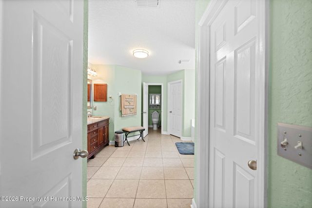 8053 Timberlake Avenue, Spring Hill, FL 34606