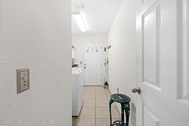8053 Timberlake Avenue, Spring Hill, FL 34606