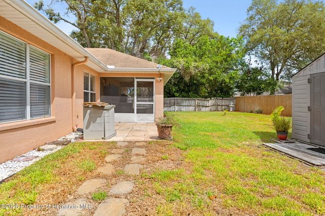 8053 Timberlake Avenue, Spring Hill, FL 34606