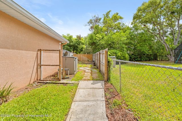 8053 Timberlake Avenue, Spring Hill, FL 34606
