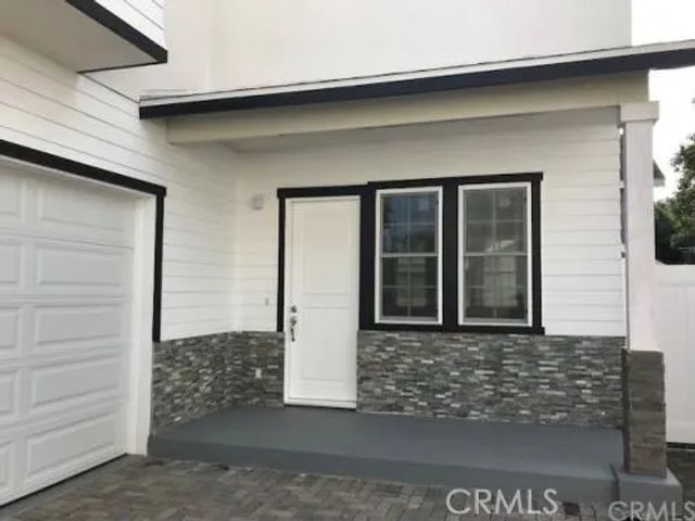1810 Pomona Avenue, Costa Mesa, CA 92627
