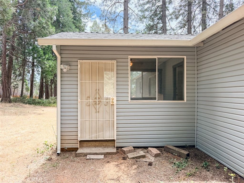 Image 4 of property listing at 9803 Cohasset Road, Chico, CA 95973