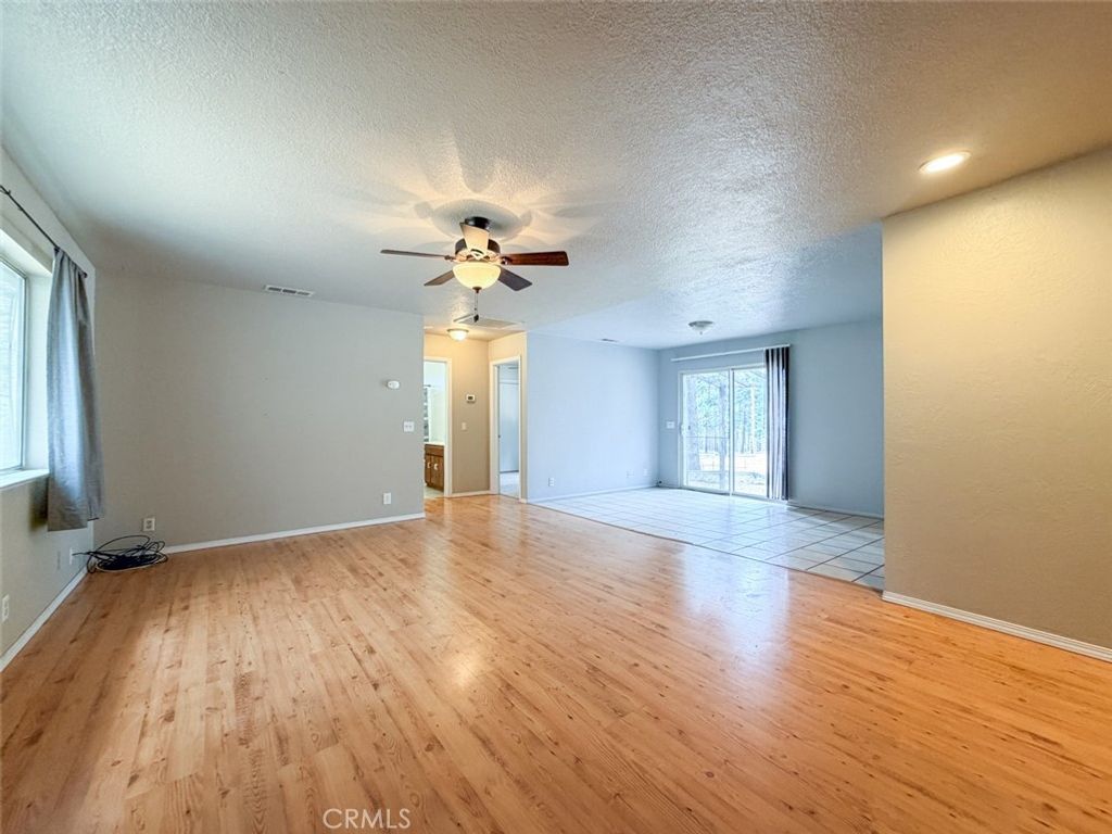 Image 6 of property listing at 9803 Cohasset Road, Chico, CA 95973