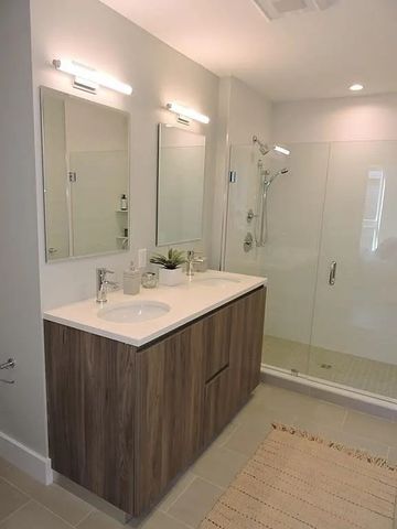 260 Beacon St 205, Somerville, MA 02143