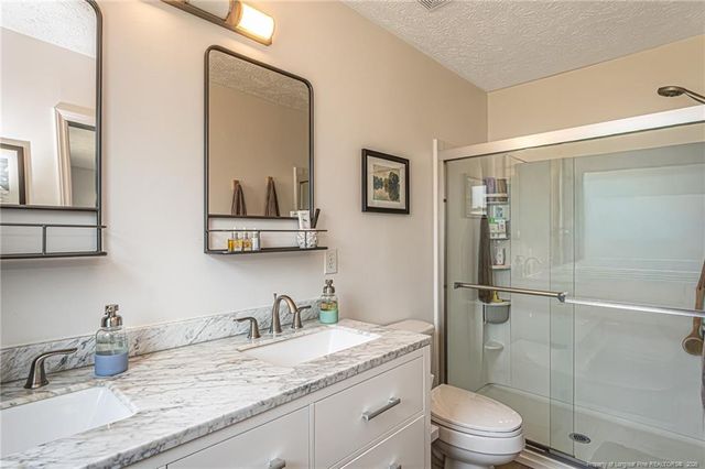 6318 Streeter Drive, Hope Mills, NC 28348