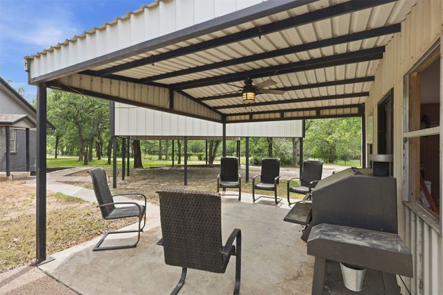 992 Fm 2210, Bridgeport, TX 76426