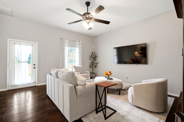 1708 Fm 1002 S, Big Sandy, TX 75755