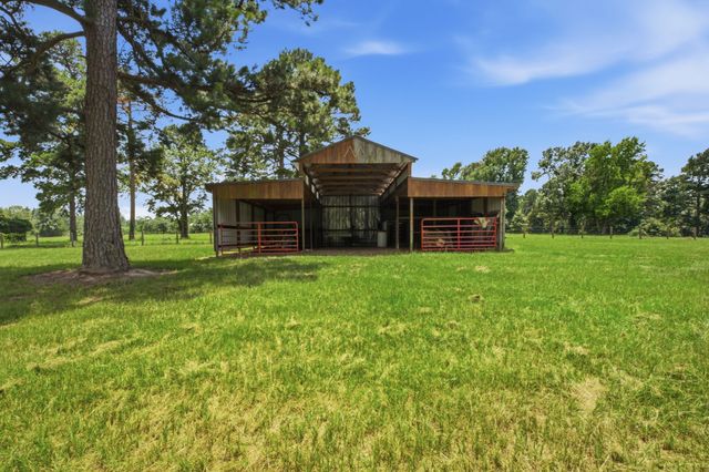 1708 Fm 1002 S, Big Sandy, TX 75755