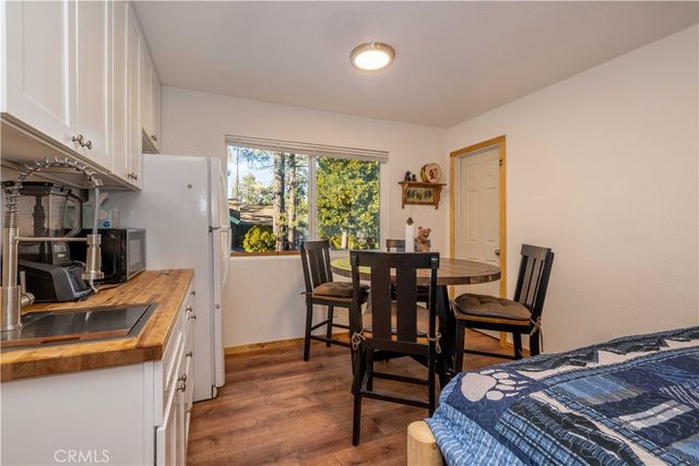 889 Rd Mcalister Road, Big Bear, CA 92314