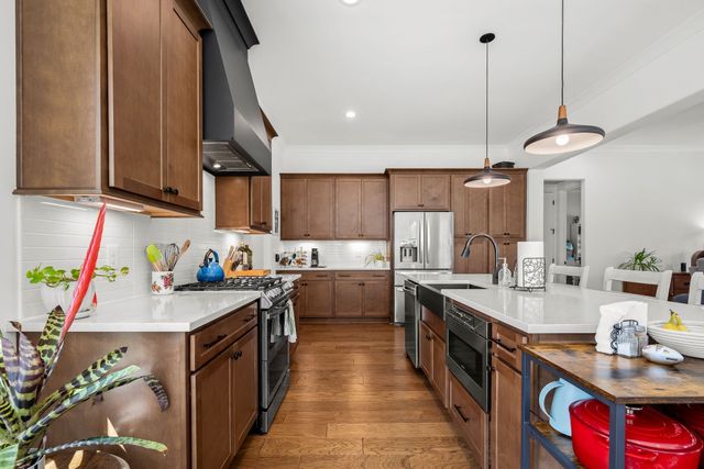 406 Minerva Dr, Murfreesboro, TN 37130