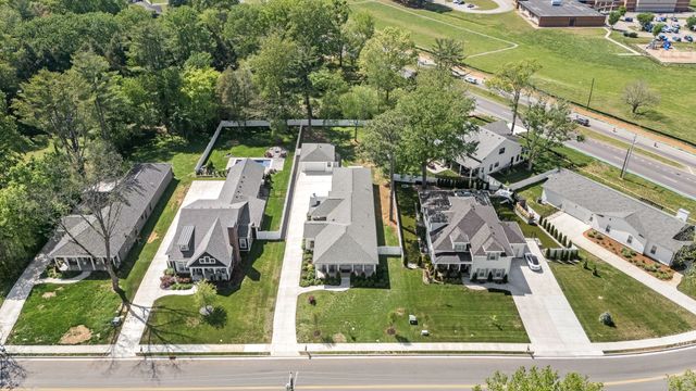 406 Minerva Dr, Murfreesboro, TN 37130