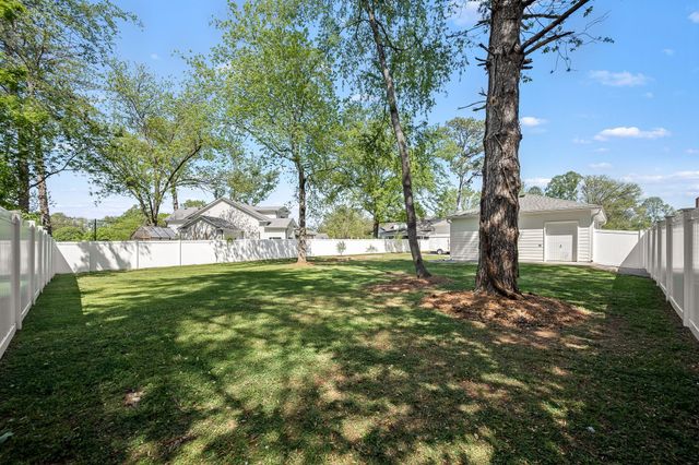 406 Minerva Dr, Murfreesboro, TN 37130