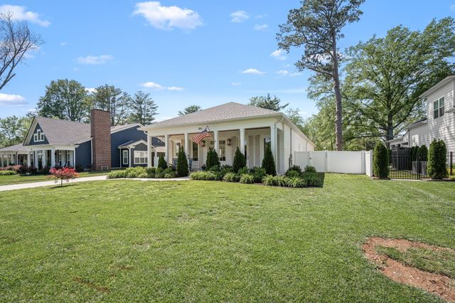 406 Minerva Dr, Murfreesboro, TN 37130