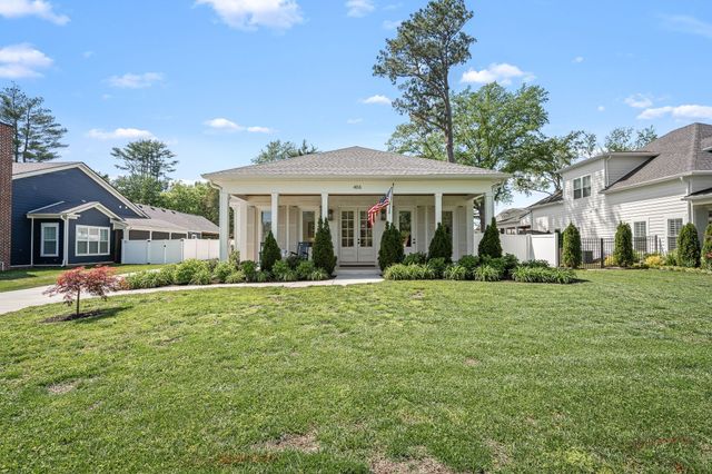 406 Minerva Dr, Murfreesboro, TN 37130