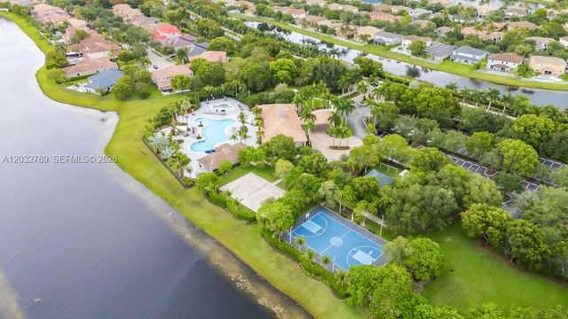 19301 Seneca Avenue, Weston, FL 33332