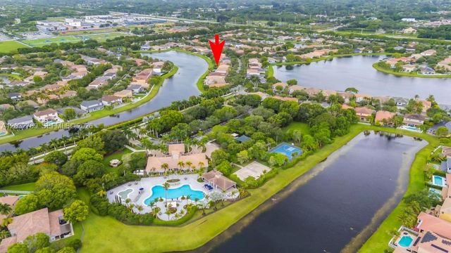 19301 Seneca Avenue, Weston, FL 33332