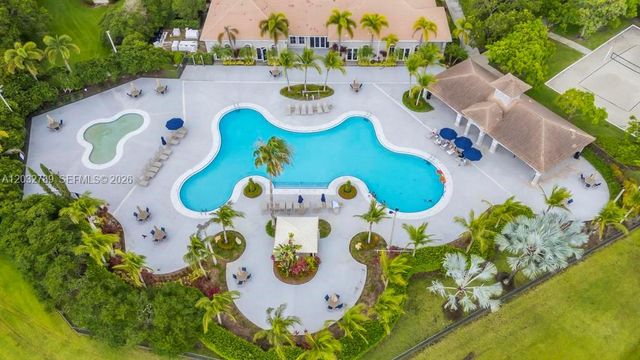 19301 Seneca Avenue, Weston, FL 33332