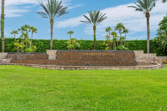 19301 Seneca Avenue, Weston, FL 33332